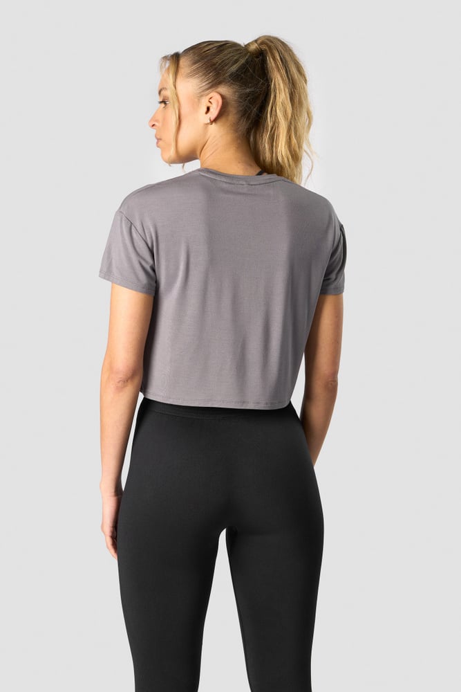 everyday cropped t-shirt grey