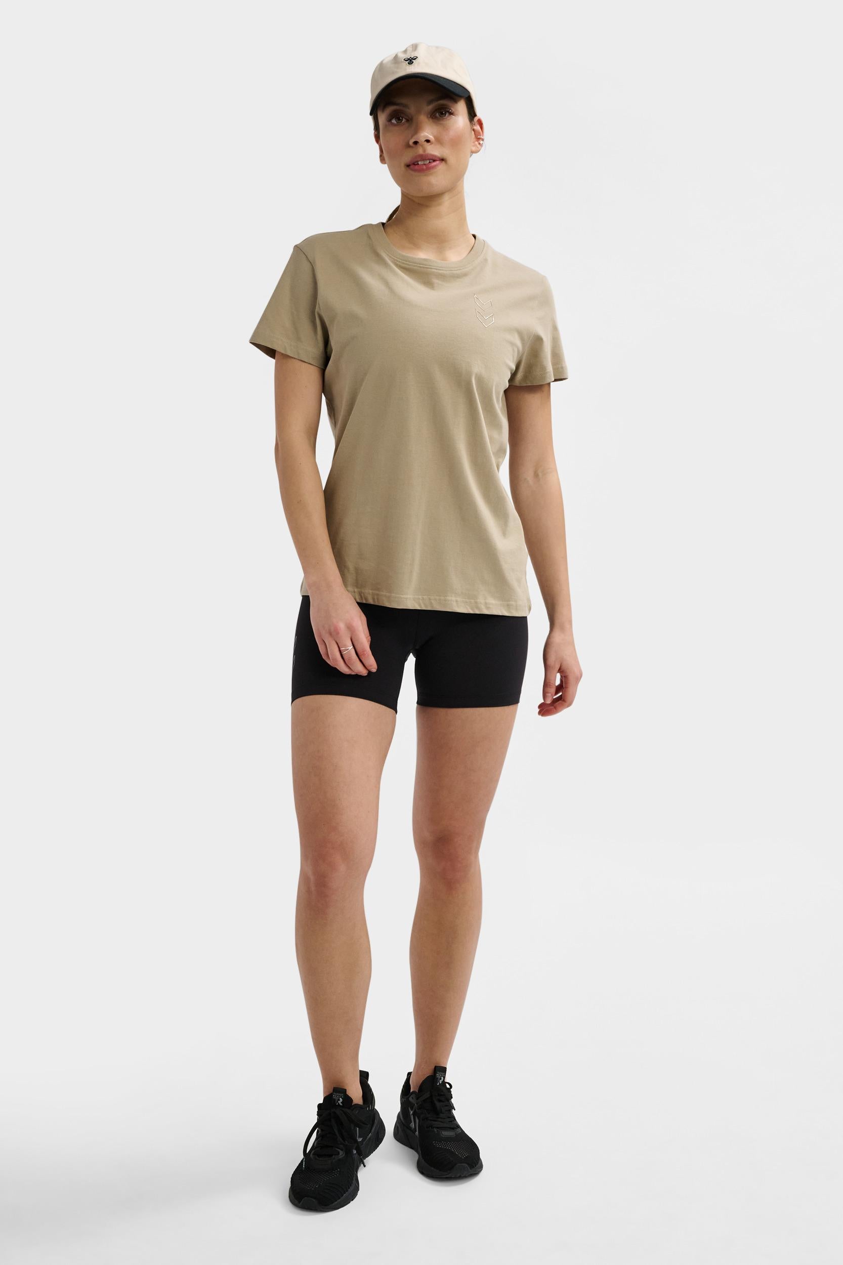 HUMMEL - Hmlactive Co Tee S/s Woman - Crockery