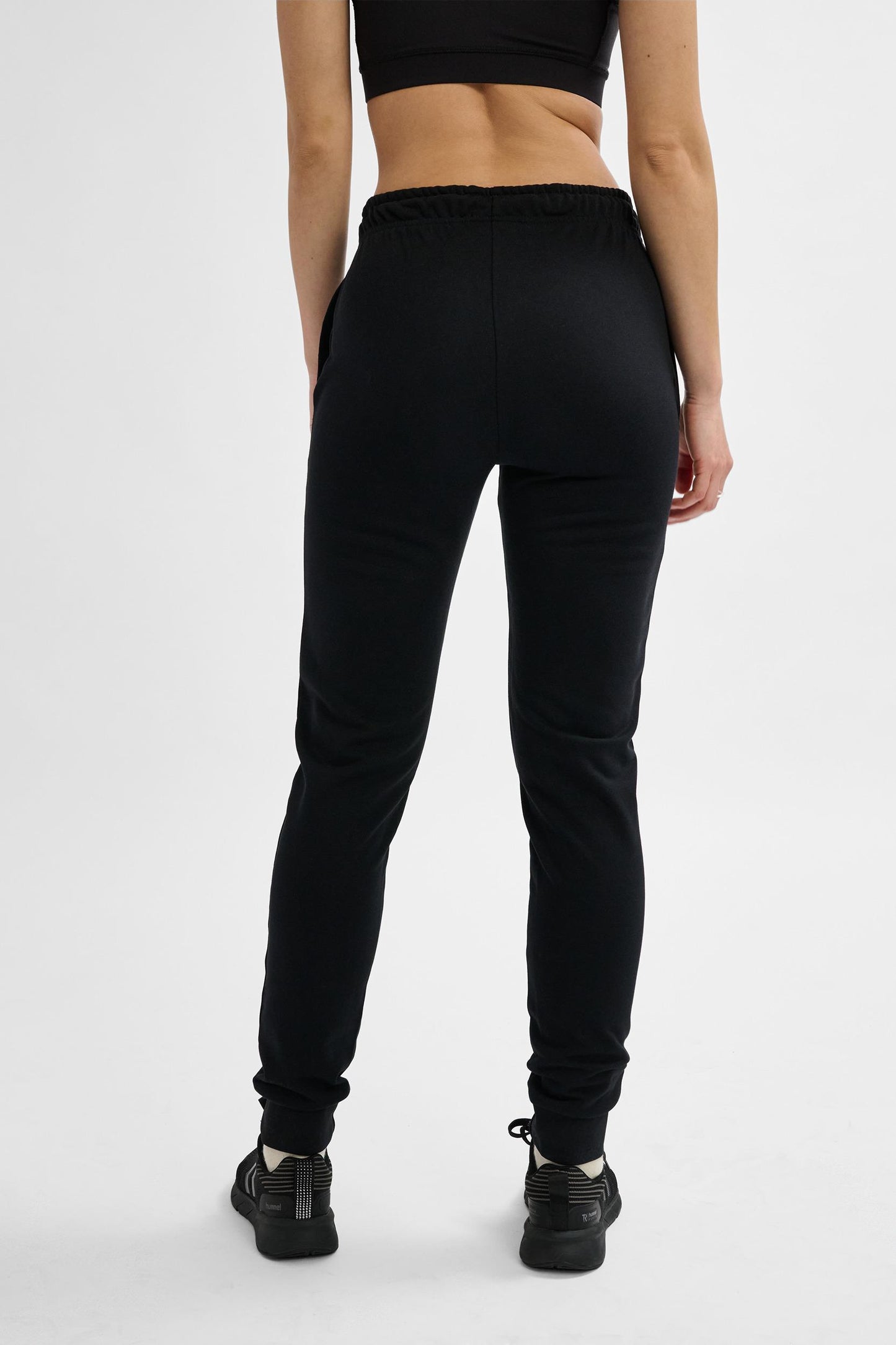 HUMMEL - Hmlactive Sweatpants Woman - Black