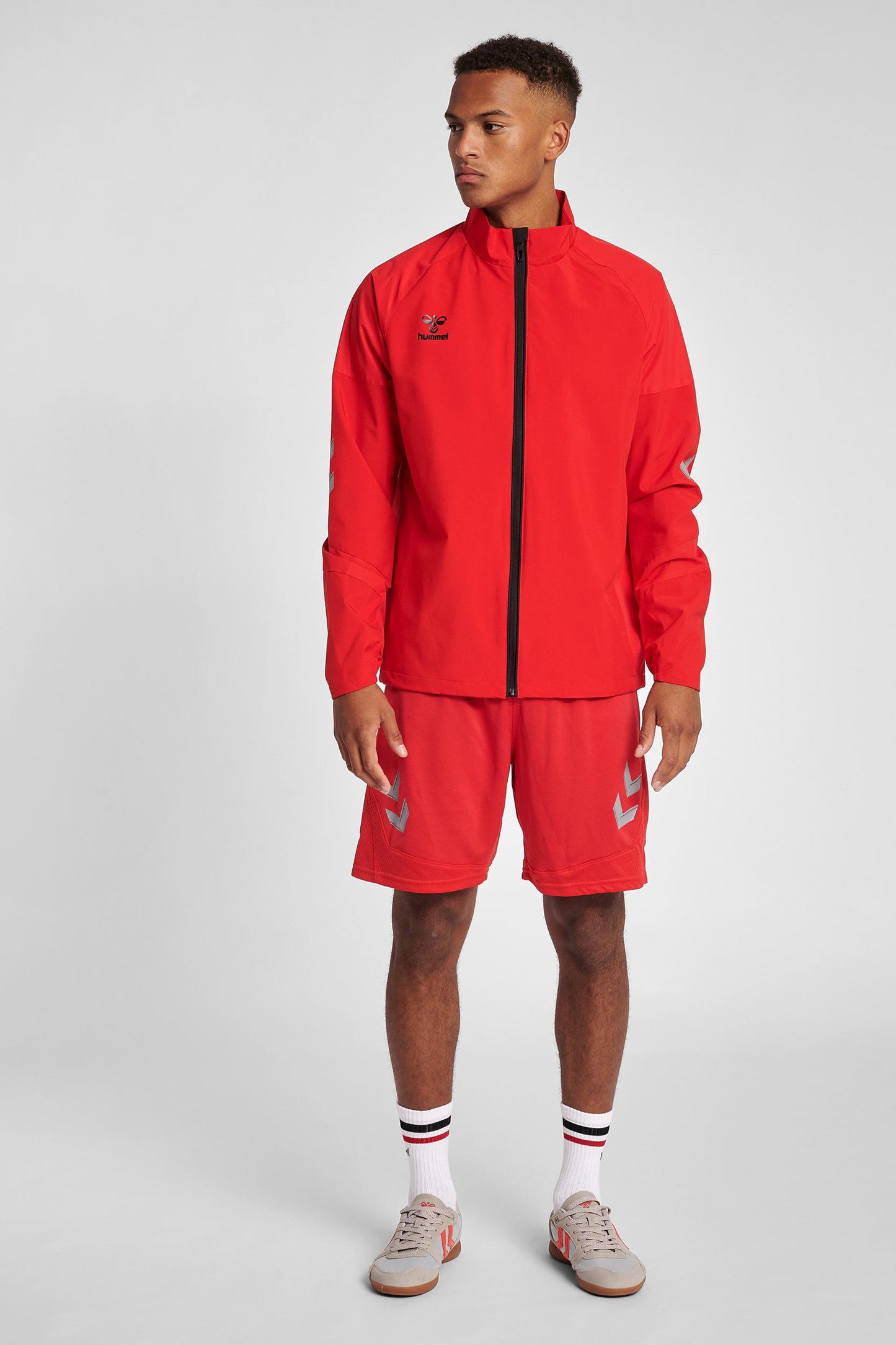 HUMMEL - Hmllead Training Jacket - True Red