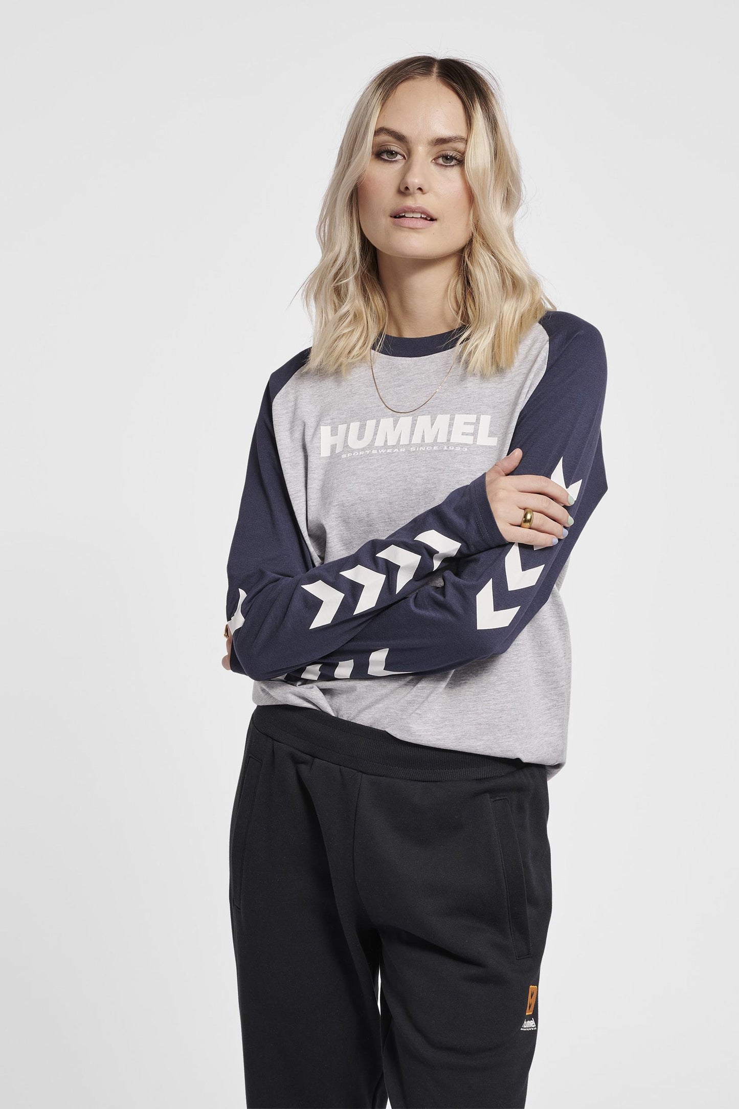 HUMMEL - Hmllegacy Blocked T-shirt L/s - Grey Melange