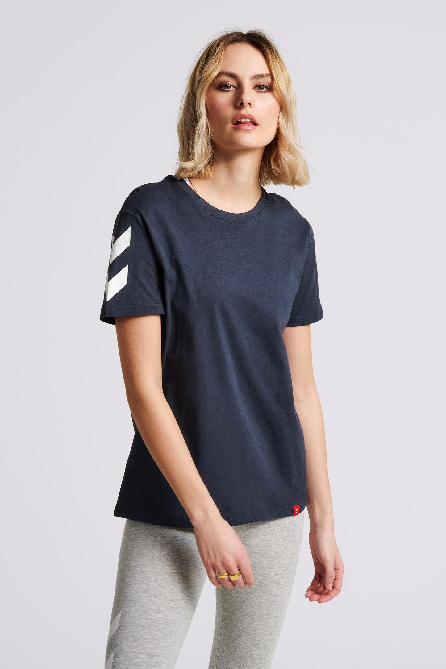 HUMMEL - Hmllegacy Chevron T-shirt - Blue Nights