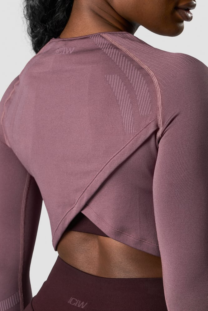 impact seamless ls crop top purple