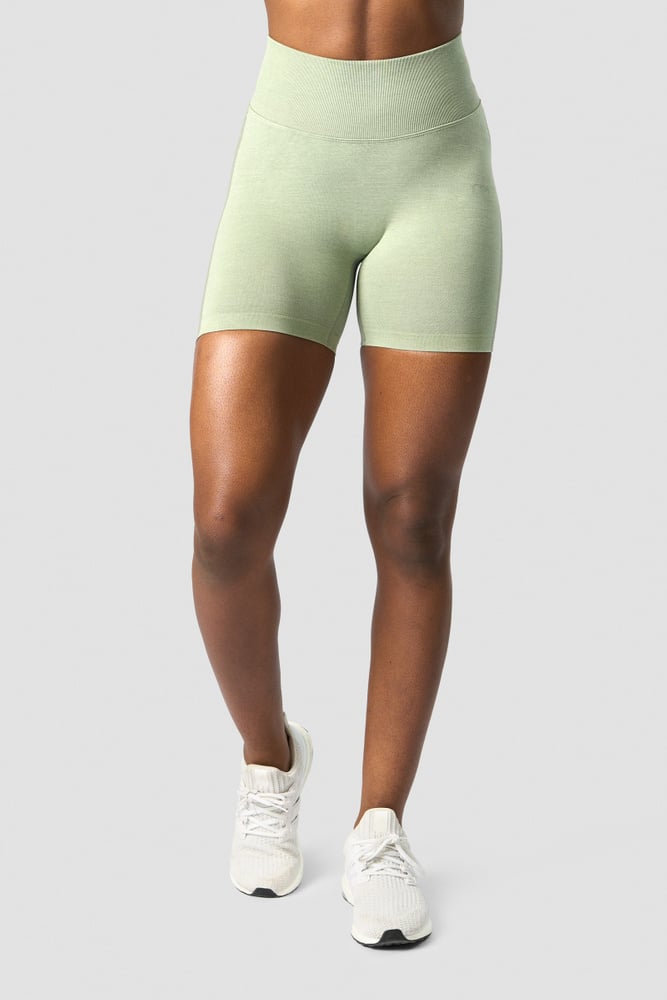 rush seamless shorts sage green